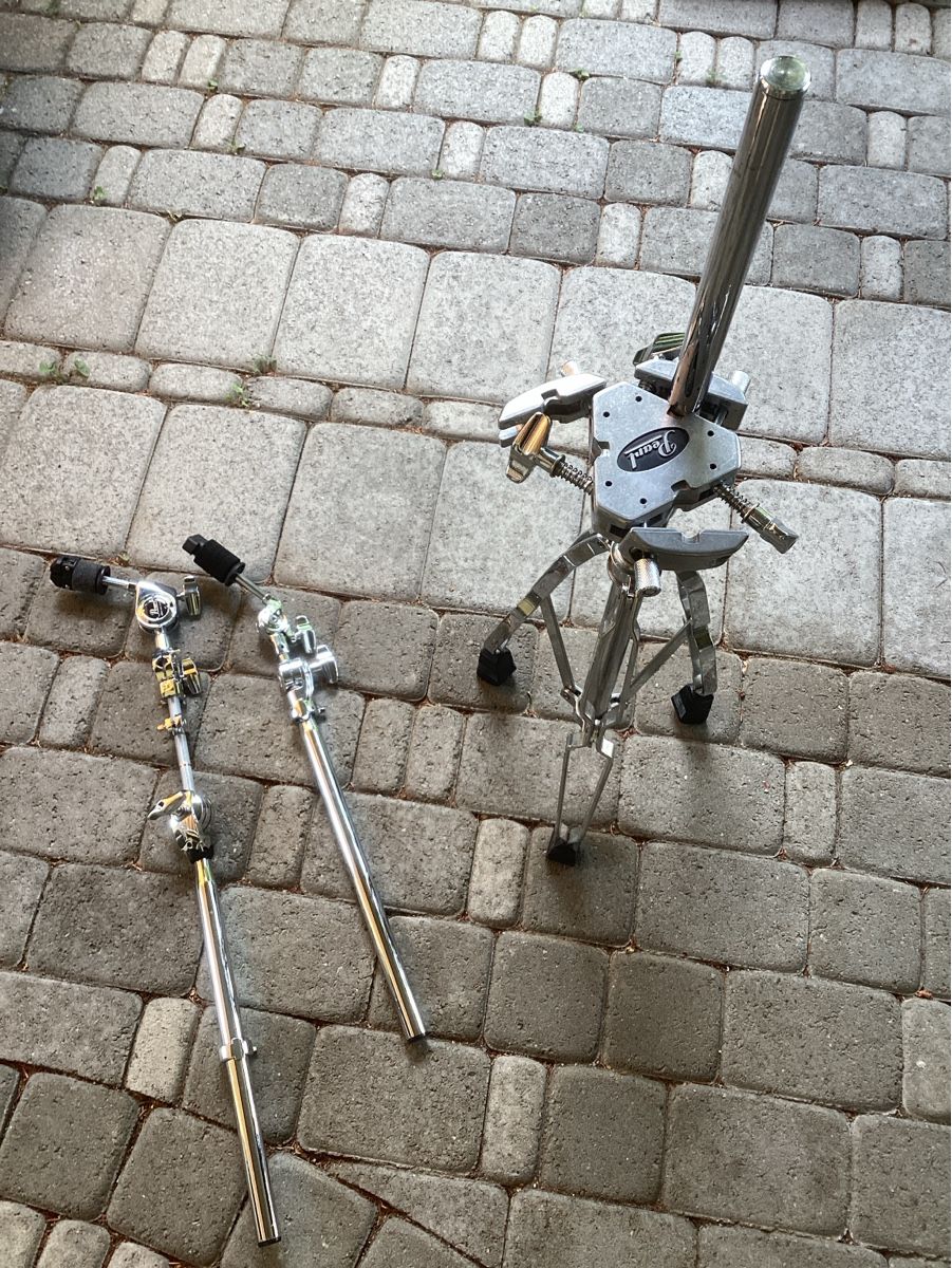 Instruments de musique: Schlagzeugteile Pearl Hardware Beckenständer Tomhalter – D'occasion à Seon par LivEst