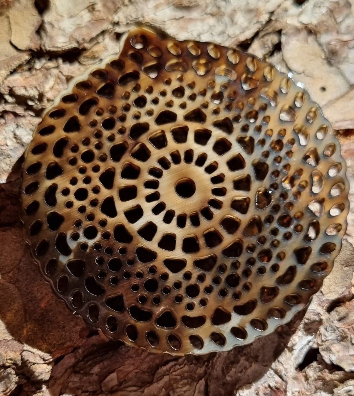 Ciondoli: Mandala Amulett - neu – Nuovo e nell'imballaggio originale da Gattikon venduto da myartshop 1