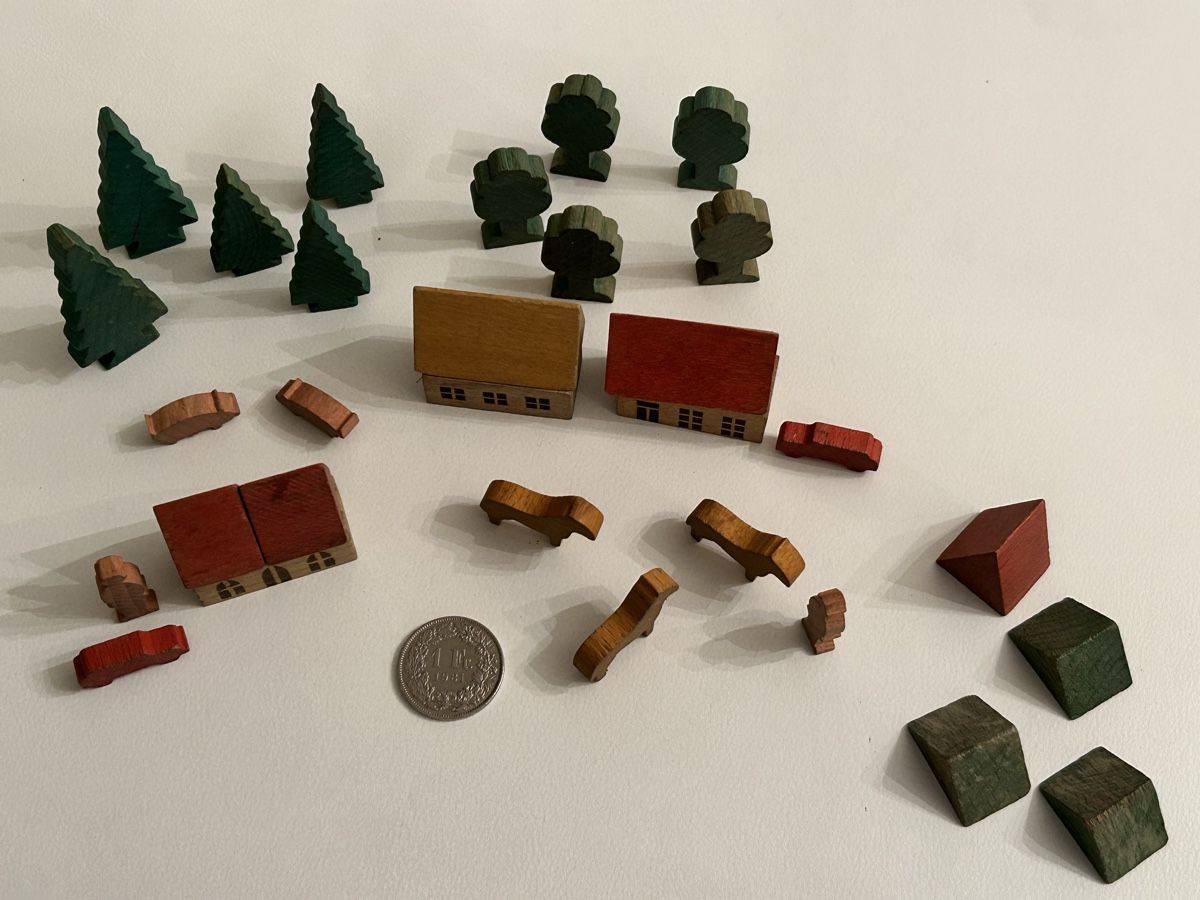 Giocattoli: Antikes mini Dörfli aus Holz – Usato da Düdingen venduto da Reconflo 3