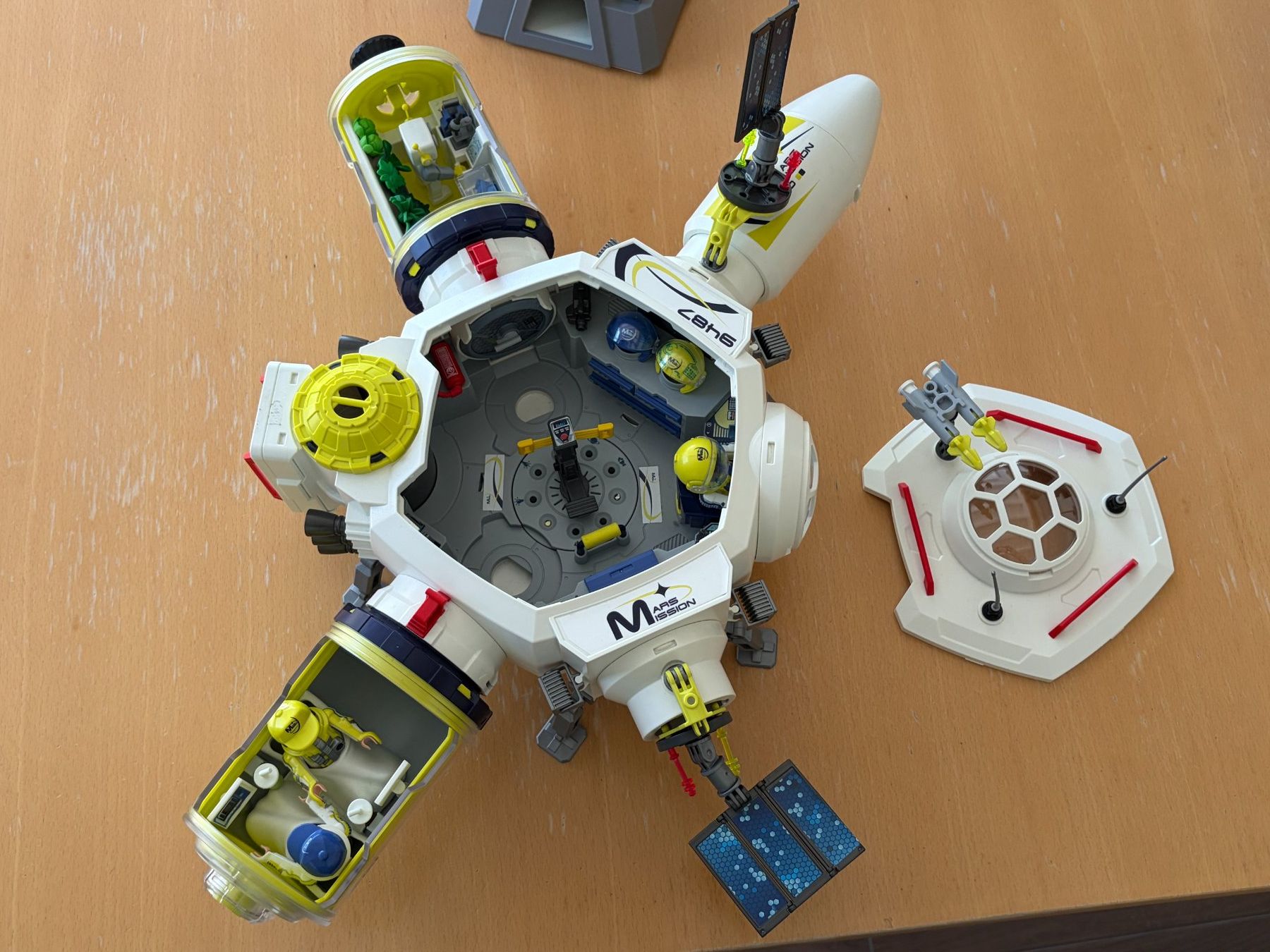 Playmobil Spielzeuge: PLAYMOBIL Marsmission – Gebraucht aus Härkingen von Mrussi 5
