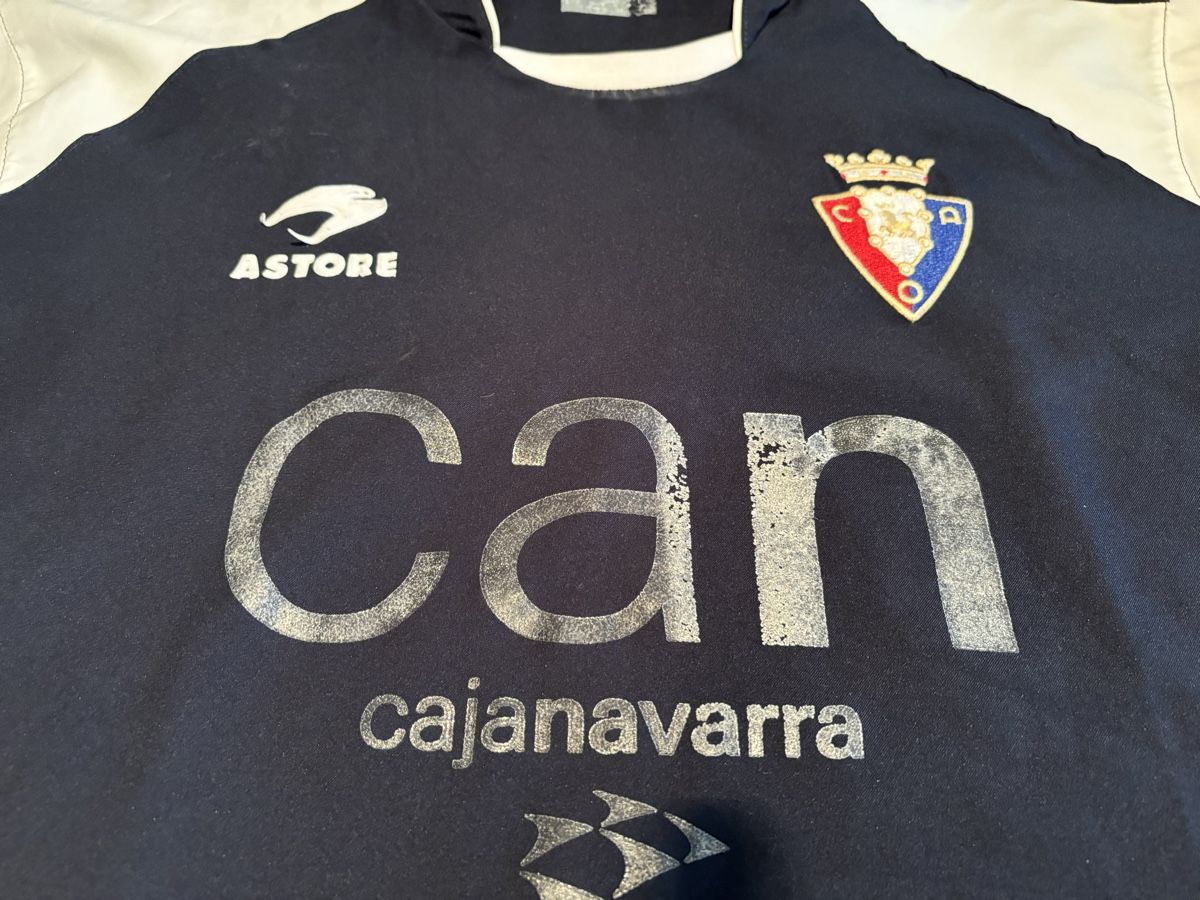 Canottiere & Pantaloni: Osasuna maillot  – Usato da Le Grand-Saconnex venduto da focamix 1
