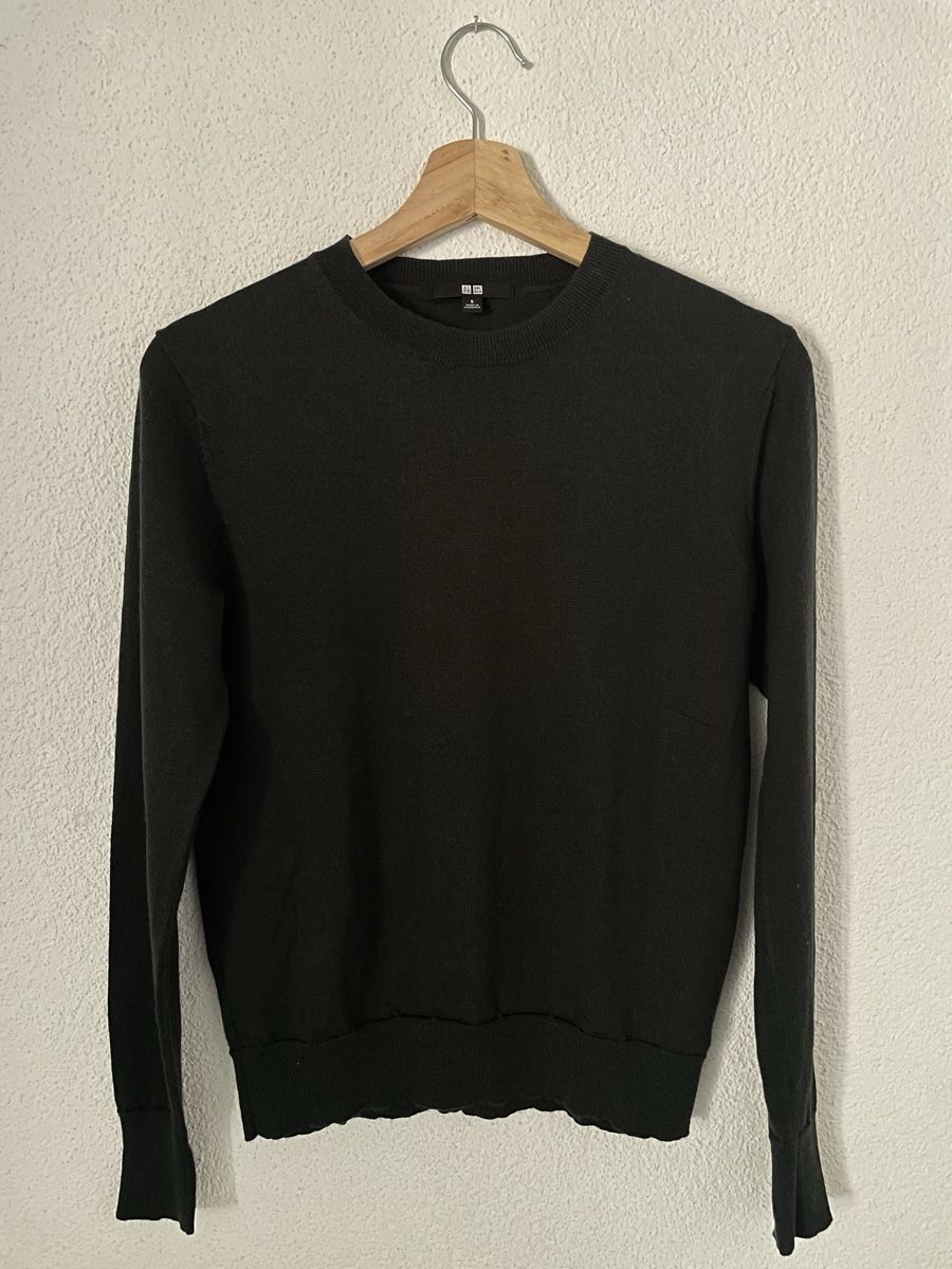Uniqlo Pullover & Sweatshirts: Uniqlo Pullover dunkelgrün Grösse S – Gebraucht aus Dallenwil von nay_2mht 1