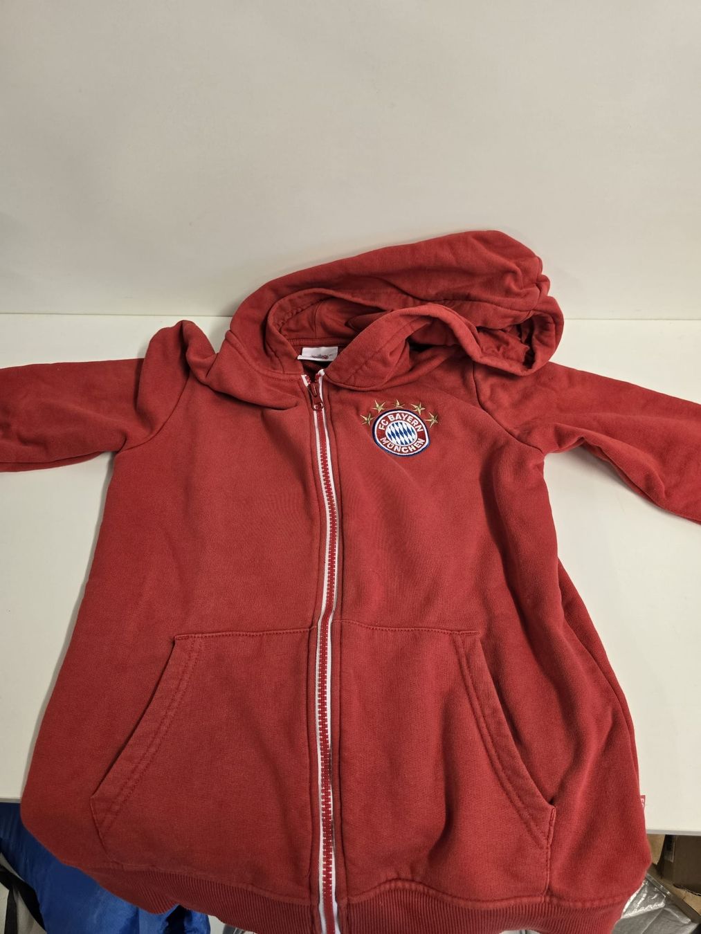 Maglioni & Felpe: Bayern München  Pullover Kids – Usato da Tuggen venduto da Santasbag