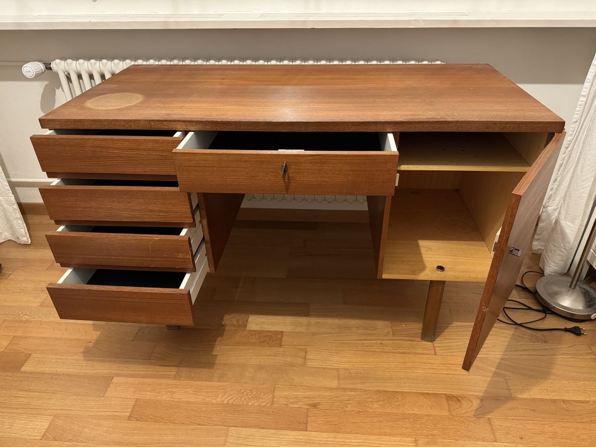 Scrivanie: Vintage Schreibtisch 60er Jahre – Usato da Wettingen venduto da fre_vm5p 1