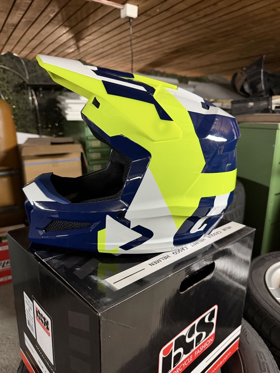 Casques & visières: Motorrad Helm – Neuf (Voir description) à Tafers par Porgch911 1