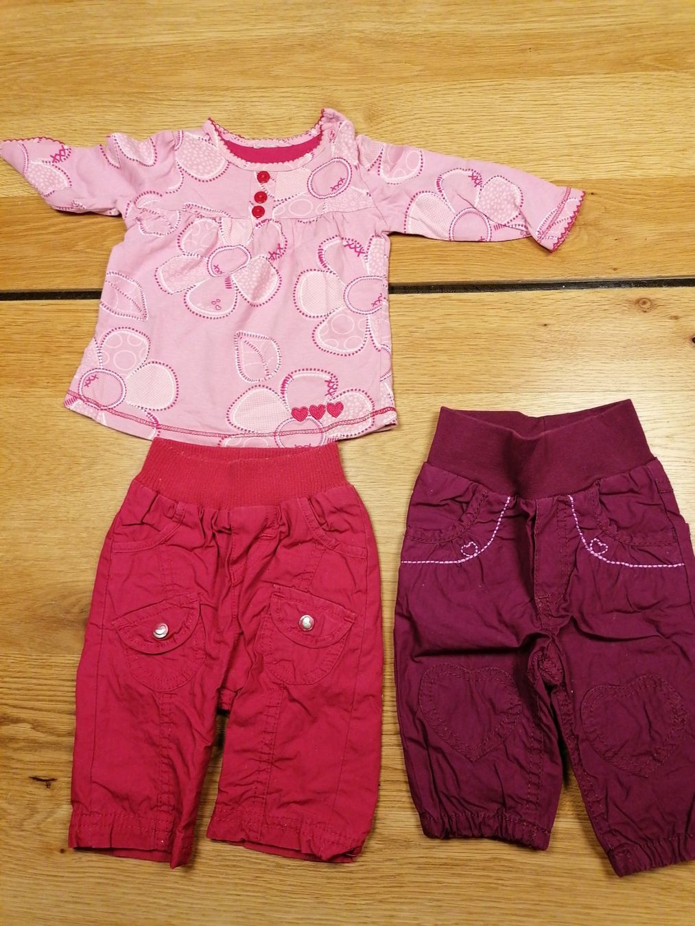 Lotti & Set di vestiti: Mädchen 56 Babykleider – Usato da Mauren venduto da juma0001 1
