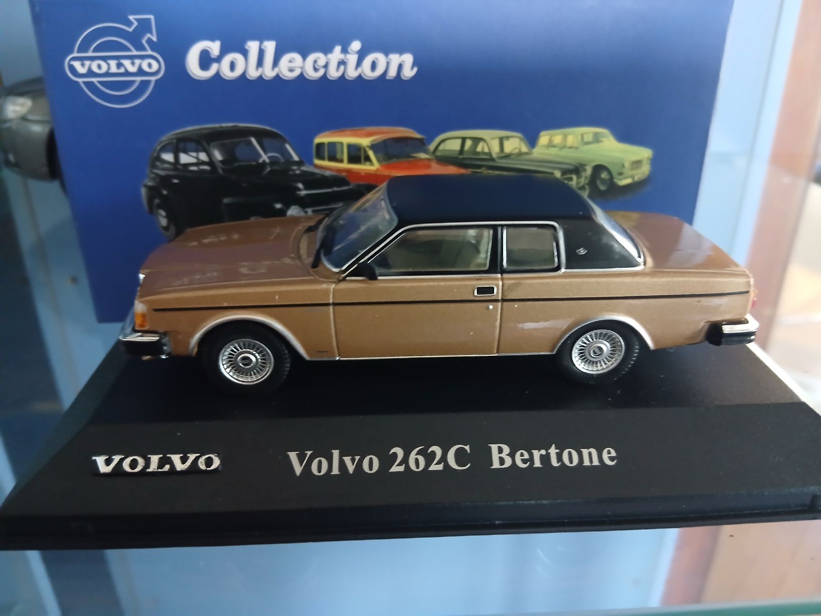 Volvo Modellautos: Rarer Volvo 262C Bertone 1:43  – Neu und originalverpackt aus Safenwil von saavo