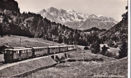 Brünigbahn mit Faulhornkette