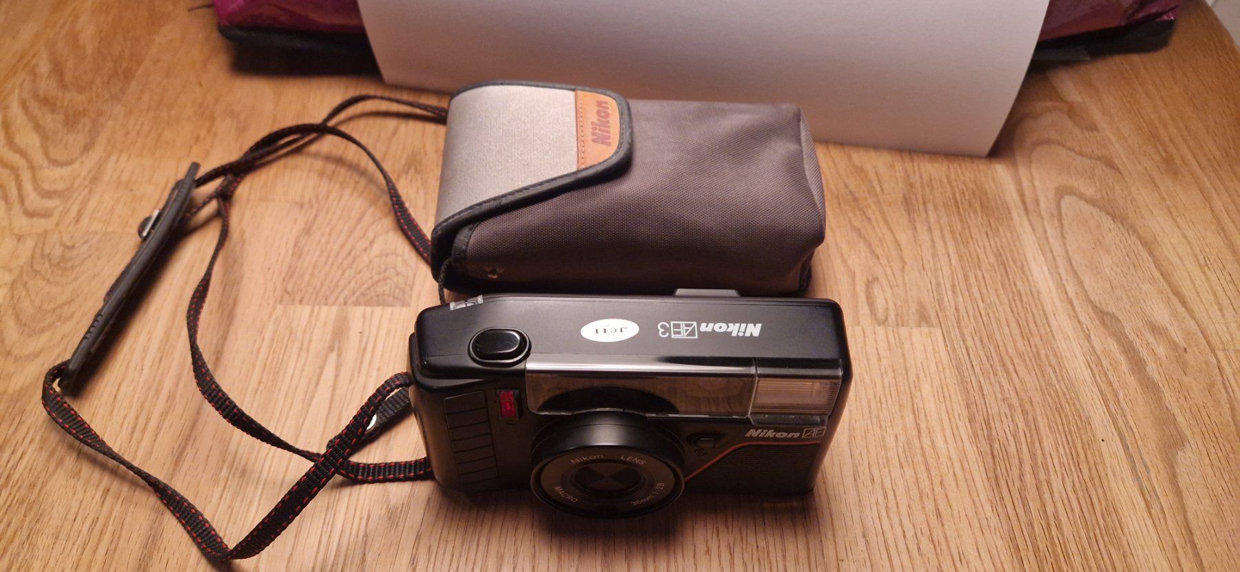 Nikon Fotocamera: Kultkamera Nikon AF3 – Usato da Zürich venduto da Lina049 7