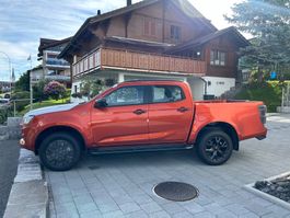 ISUZU D-MAX 1.9 CrewCab N60FF 4x4 AT / PICK-UP SÖPP