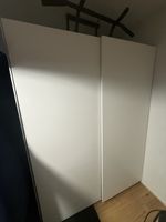 Kleiderschrank weiss mit Schiebetüren guter Zustand