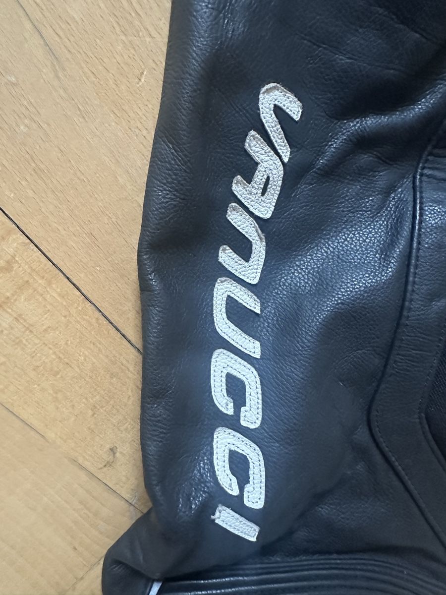 Vanucci Pantaloni: Vanucci Leather Motorcycle Pants – Nuovo (secondo la descrizione) da Zürich venduto da chayen 2