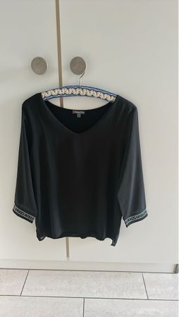 Elegantes schwarzes Shirt von Street One Grösse 38