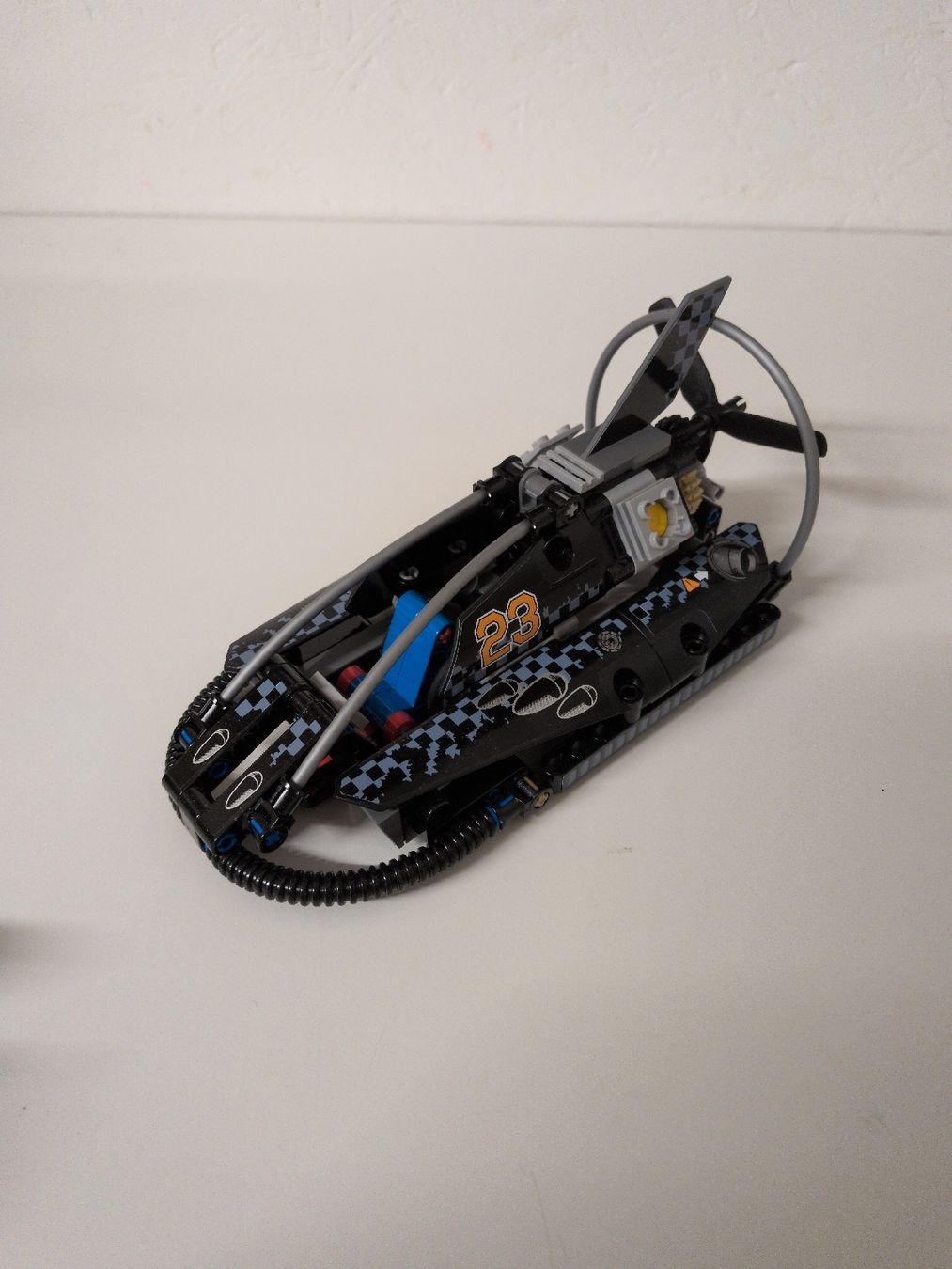 Lego Jeux de construction: LEGO Technic 42002 Hovercraft – D'occasion à Winkel par patric170 1