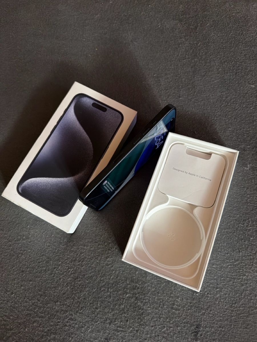 Apple Portables: iPhone 15 Pro – D'occasion à Oberurnen par smoncon84 1