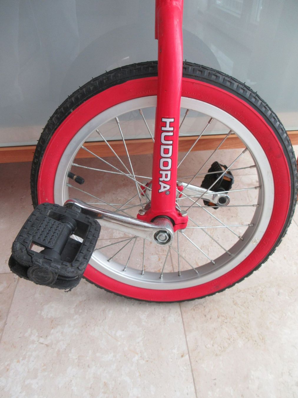 Biciclette: Knallrotes Einrad 16" Hudora – Usato da Binningen venduto da tempipassati 4