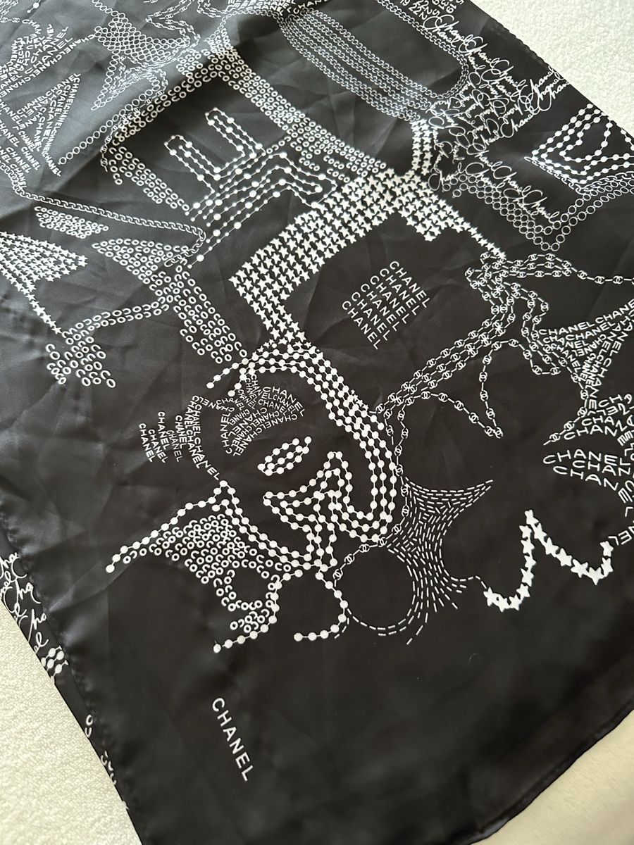 Chanel Foulards, Tücher & Schals: Channel Schal-Tuch    L1.80-B87 – Gebraucht aus Basel von Ivana_4 7