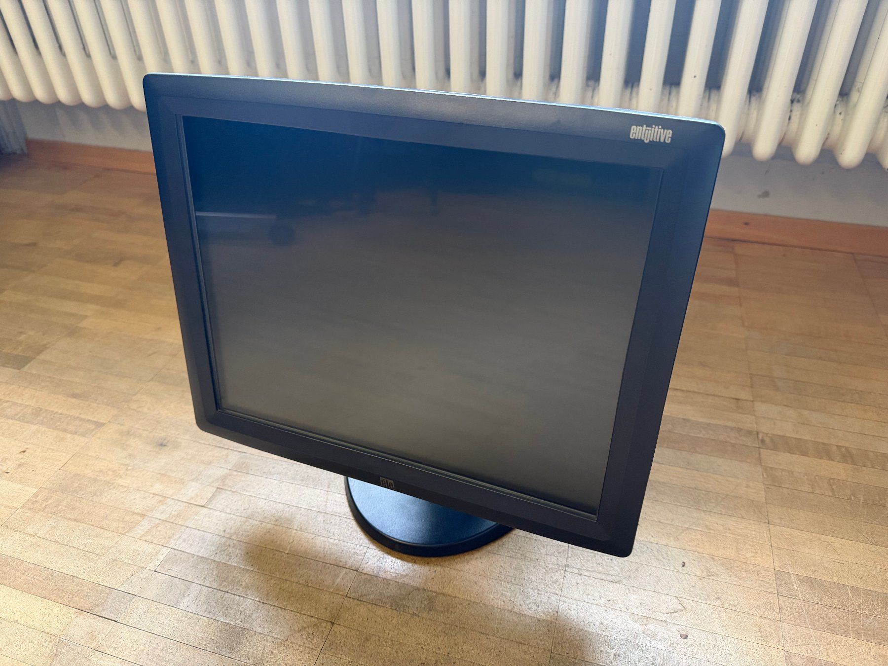 Elo Ecrans: ELO Touchsystems 15" LCD Touch Display ET1529L (POS) – D'occasion à Zürich par onlime 1