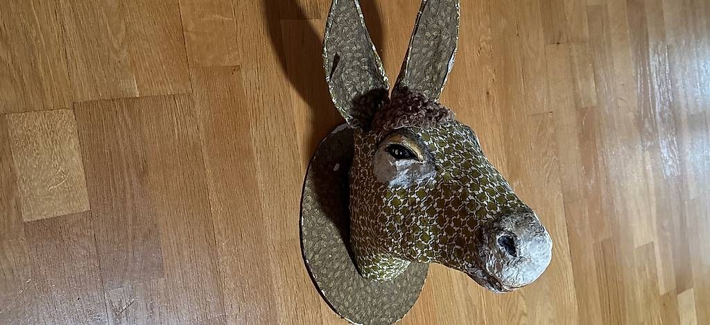 Statuette: Cooler Papier- mâché Esel als Deko L: 49cm – Usato da Basel venduto da Joshy03 1