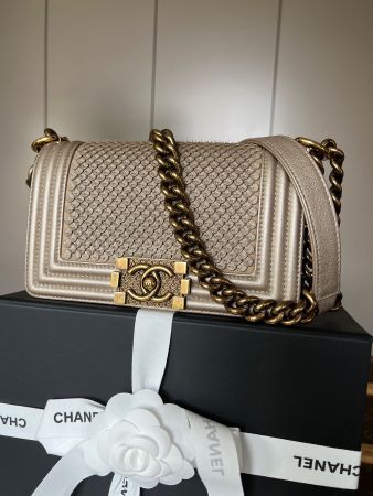 Chanel Boy Bag, Fullset, neuwertig
