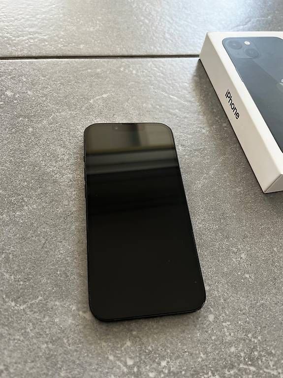 Telefoni cellulari / Smartphones: Apple Iphone 13 – Usato da Bellikon venduto da Ruth_62 1