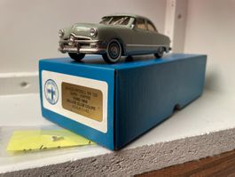 Ford 1950 De luxe Club Coupé    1:43 ZAUGG MODELL (ch)