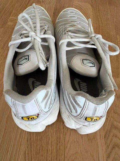Nike Scarpe da uomo: Nike TN Air Max Plus White Gr.43 – Usato da Wabern venduto da adamovski 5