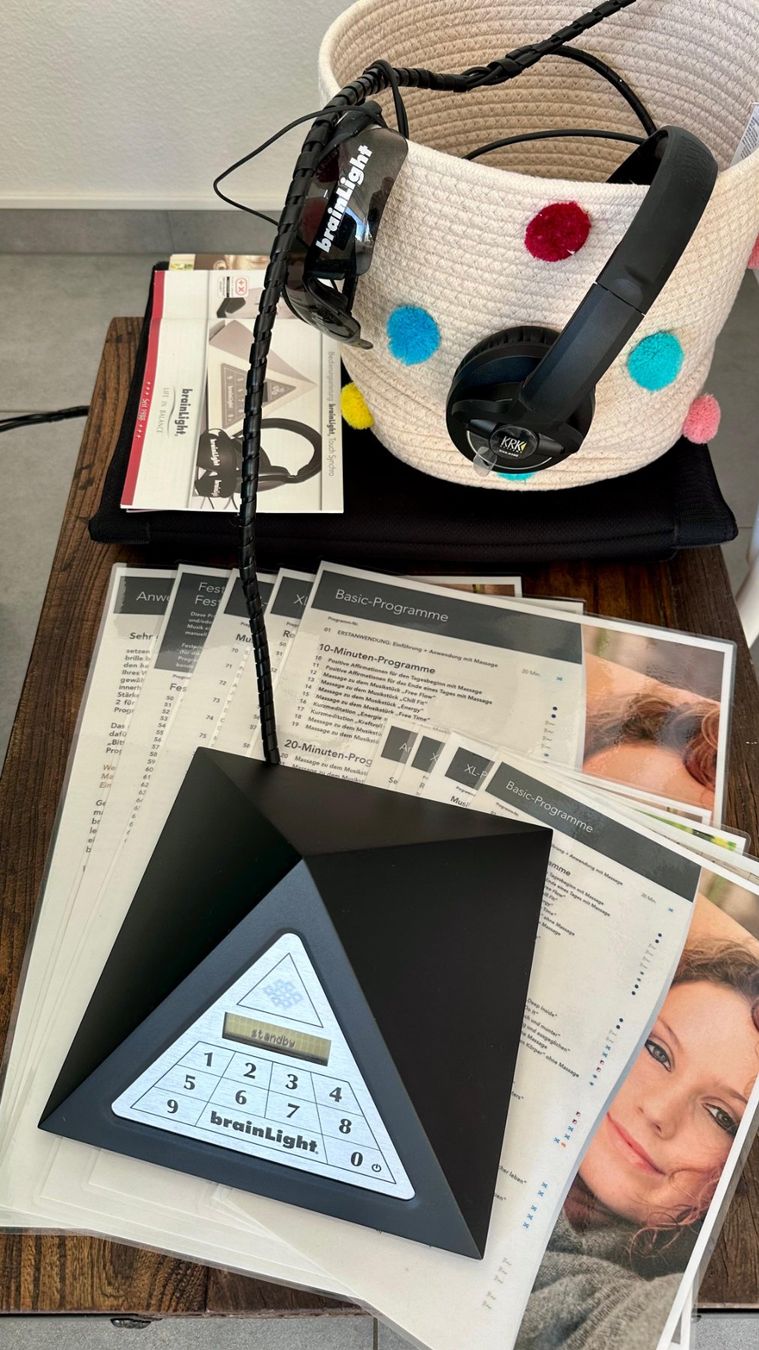 Poltrone: BrainLight 4D-Shiatsu Massagesessel Zenesse – Usato da Kreuzlingen venduto da eszanza 3