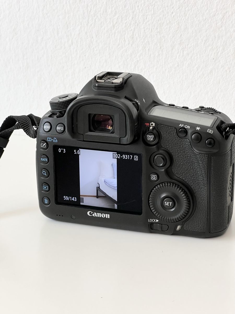 Canon Fotocamera: Canon EOS 5D Mark III + objectif 80-200mm + accessoires – Usato da Vevey venduto da neflon1te 3