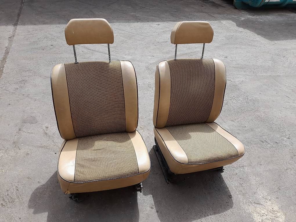 Fiat Tutti pezzi di ricambio auto: Sitze Fiat 127 – Usato da Grafenried venduto da old_2d5k