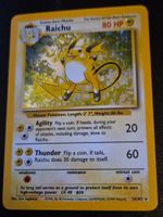 Carte Pokémon Raichu 14/102 - Très Rare! Edition de Base