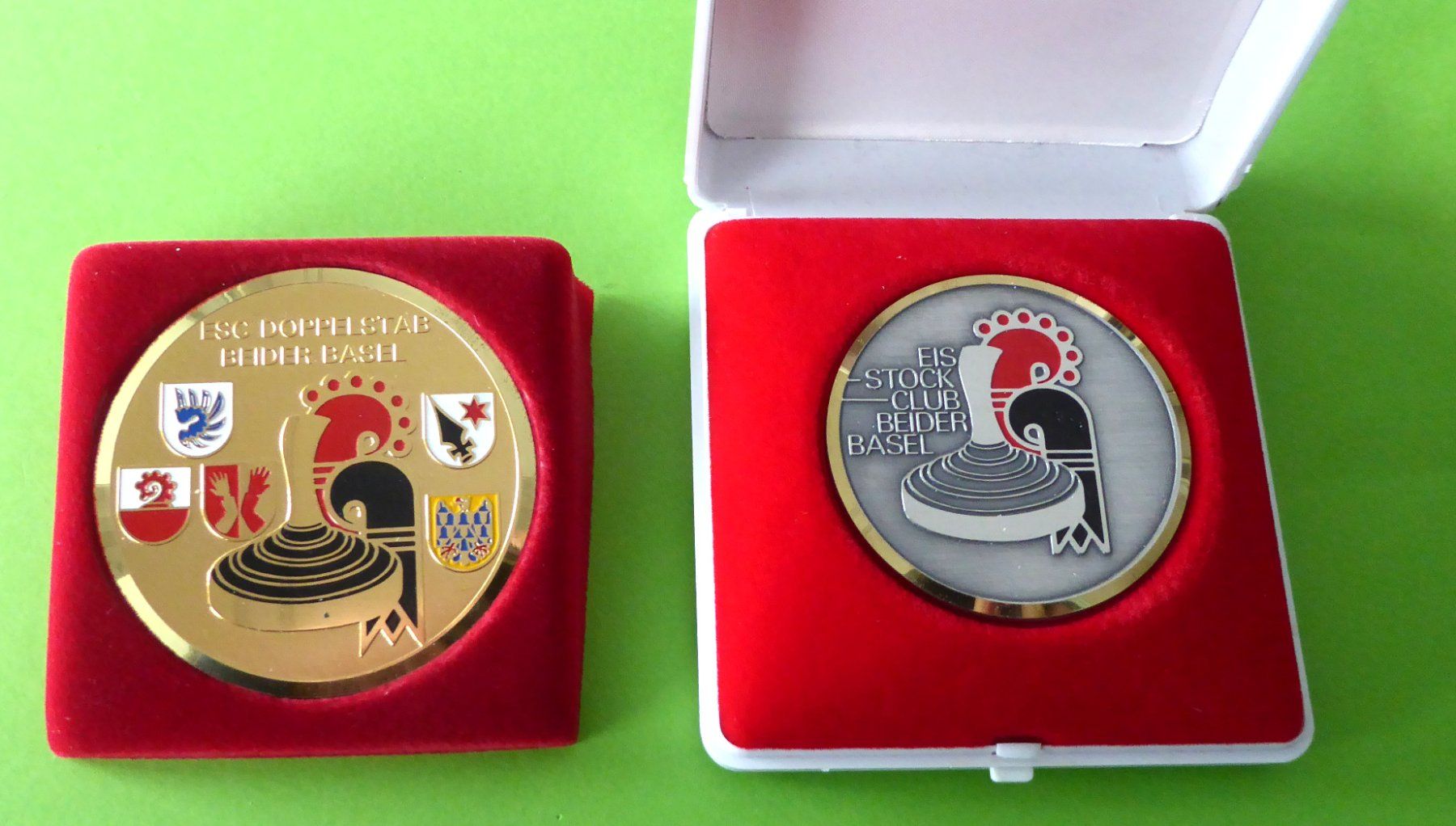 Medaglie: Medaillen ESV Doppelstab beider Basel "Gold"  6 cm – Usato da Aesch BL venduto da Kauri1