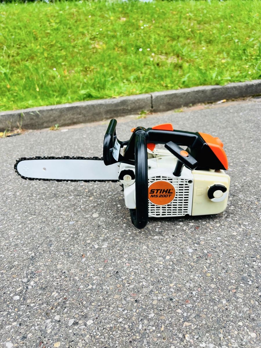 Stihl Seghe: Motorsäge Stihl MS 200 T – Usato da Urdorf venduto da mas_5wfz 6
