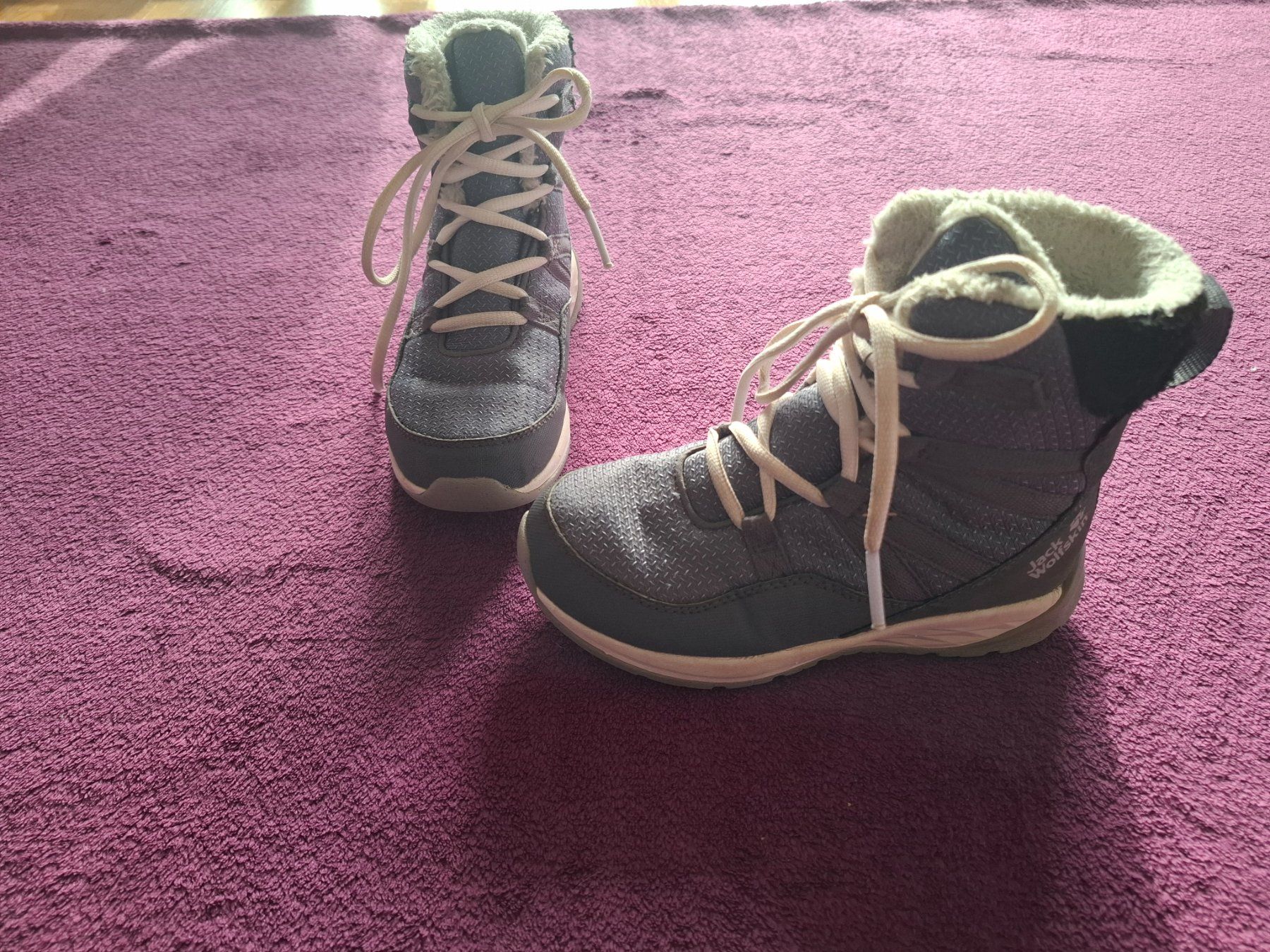 Jack Wolfskin Scarpe per ragazzi: Jack Wolfskin Winterstiefel Polar Wolf Grösse 31 – Usato da Müllheim Dorf venduto da Seeeule01