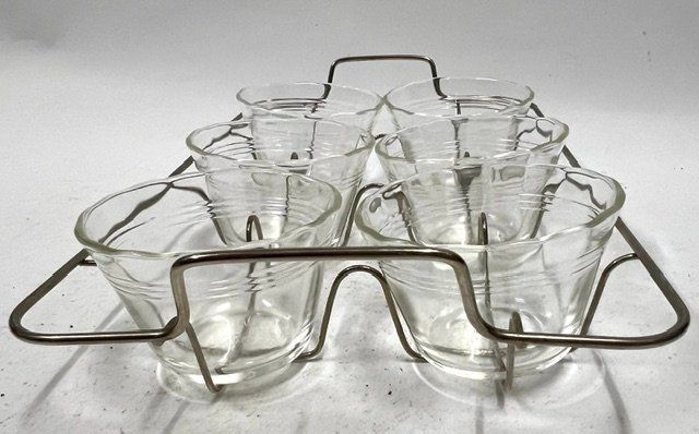 Autres articles pour la maison: 6 Punch-Gläser in Halterung Tablarr – D'occasion à Zürich par gigimai67 1