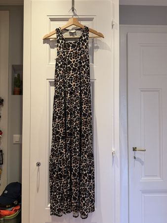 LOFT Maxi Dress Giraffe Print Size S