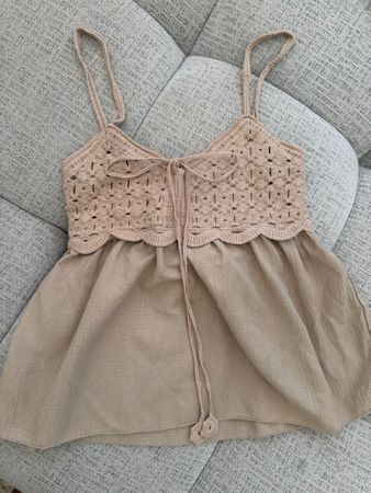 Stradivarius Top gehäkelt