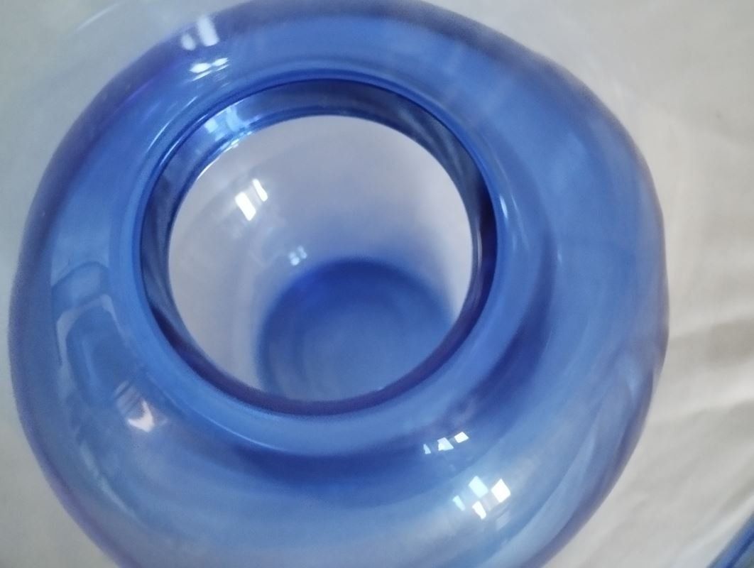 Vasi & Recipienti: Glas-Vase blau klein – Usato da Schübelbach venduto da Restwert_Schubelbach 4