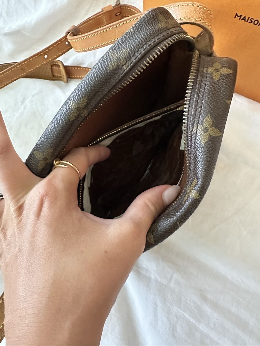 Louis Vuitton Borse: Louis Vuitton Jeue Fille – Usato da Ittigen venduto da chiller2810 5