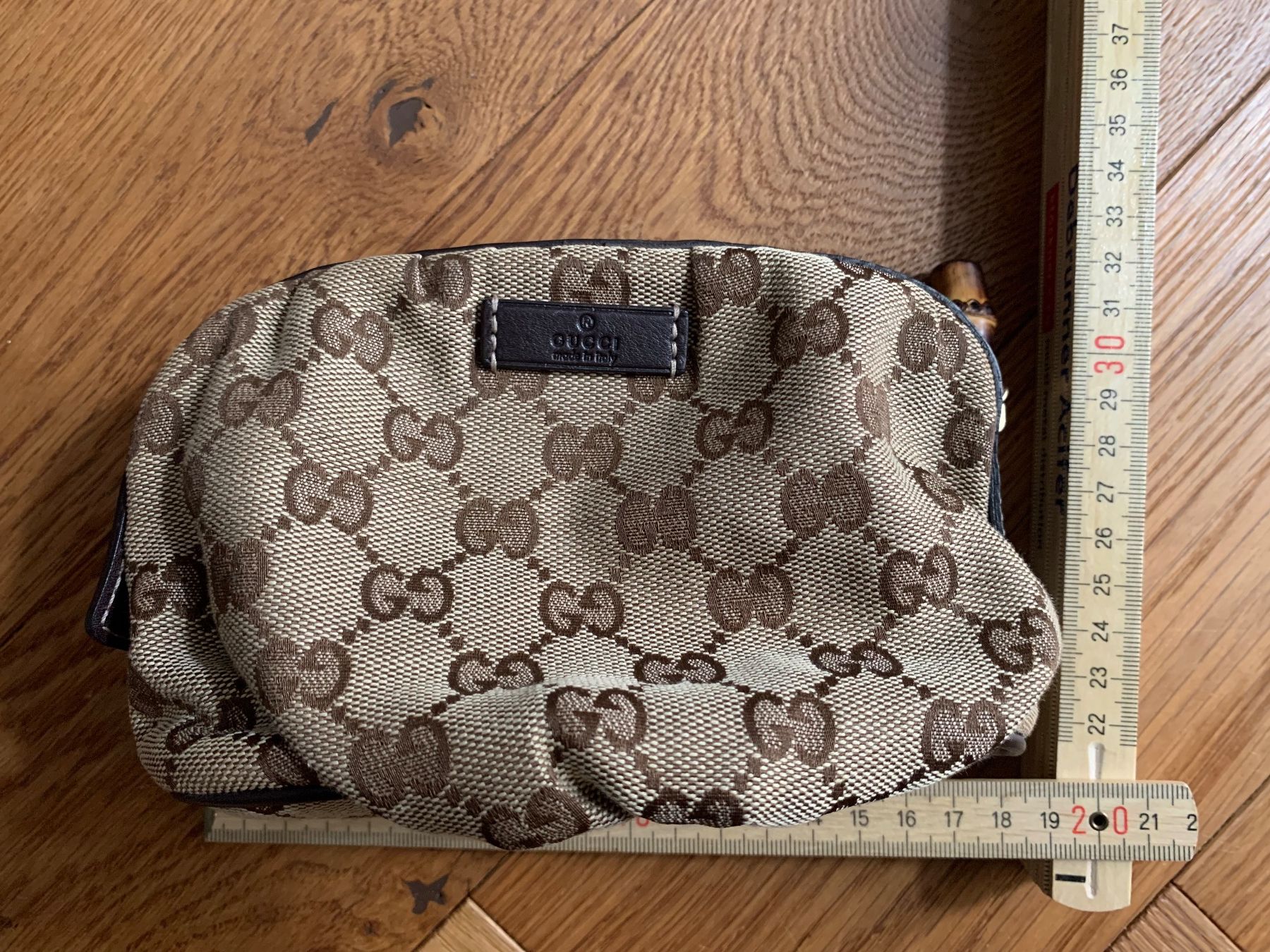 Gucci Custodie per cosmetici: GUCCI Kosmetiktasche / Kulturbeutel – Usato da Bern venduto da Mawe0205 7