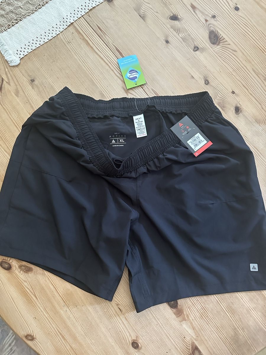 Pantaloni: NEXT ACTIVE Shorts schwarz Grösse XL mit Etikett – Nuovo (secondo la descrizione) da Schöfflisdorf venduto da Katrins02