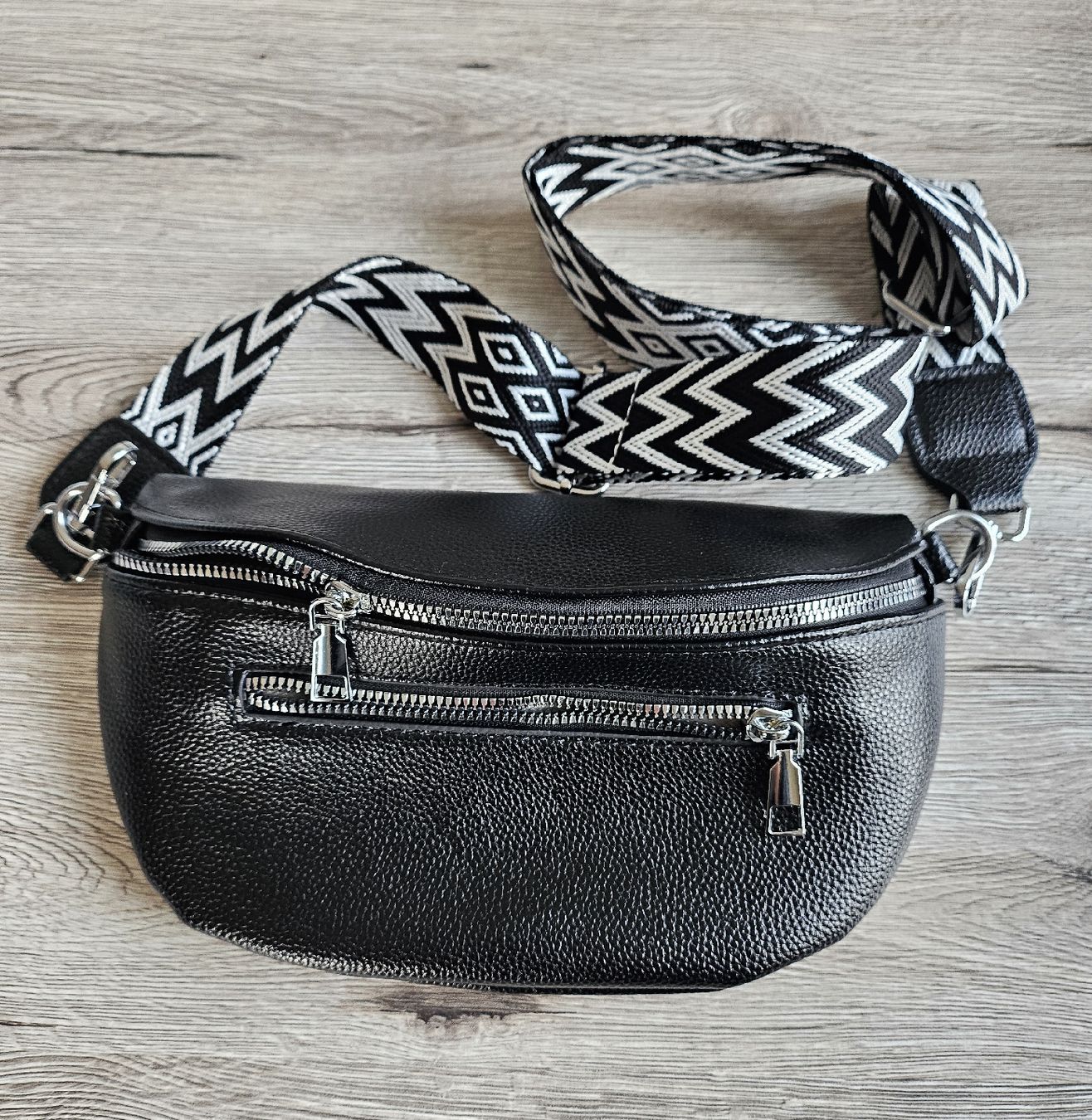 Borse da donna: Trendige, schwarze Handtasche, neu! – Nuovo e nell'imballaggio originale da Hunzenschwil venduto da nudget 1