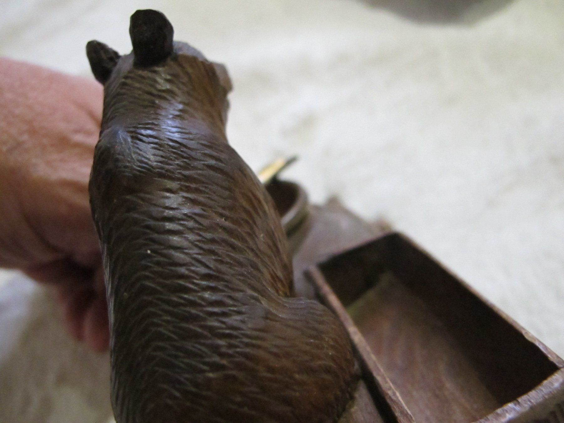 Figurines: Brienzer Bär Mit Aschenbecher Wunderschöne Feine Geschnitzt – D'occasion à Altnau par SwissGoldTime 6