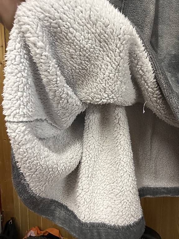 Maglioni & Felpe: Kuschliger langer Pullover Gr M – Usato da Oberbuchsiten venduto da mrsciki09 1