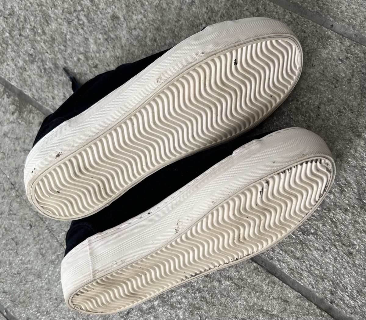 Scarpe da donna: 2 Paar Damen Sneaker Gr. 36 – Usato da chur venduto da Ika11 3