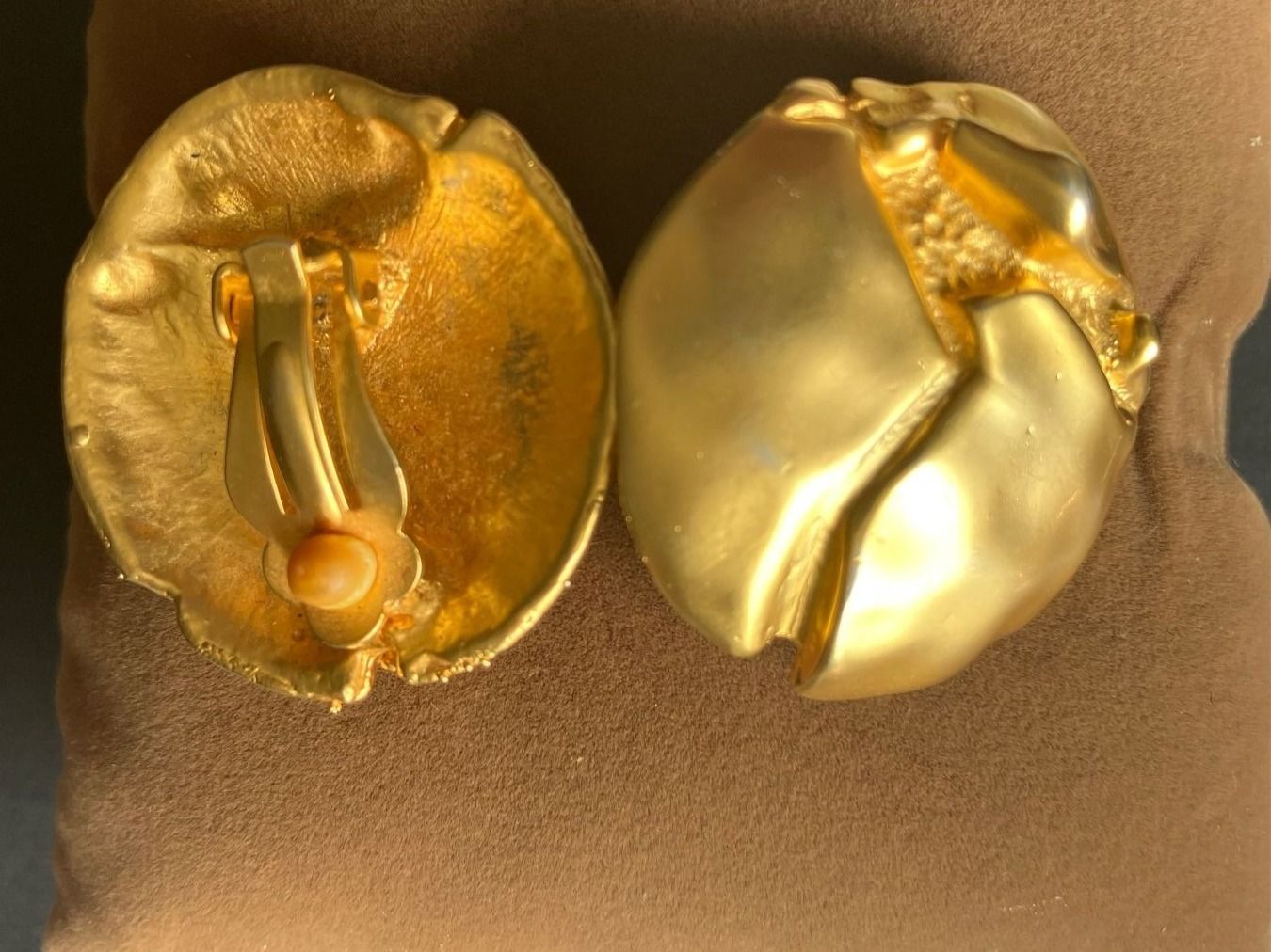 Orecchini pendenti & Orecchini a lobo: Boucles d'oreilles Clips vintage dorées 3,3cm – Usato da Peseux venduto da CharmeCommerce 4