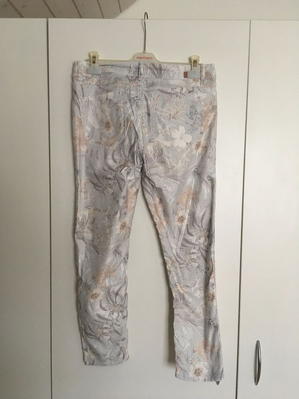 Angels Pantaloni: Angels - neue Sommerhose mit Blumenmuster – Nuovo (secondo la descrizione) da Geuensee venduto da Gagisi 1