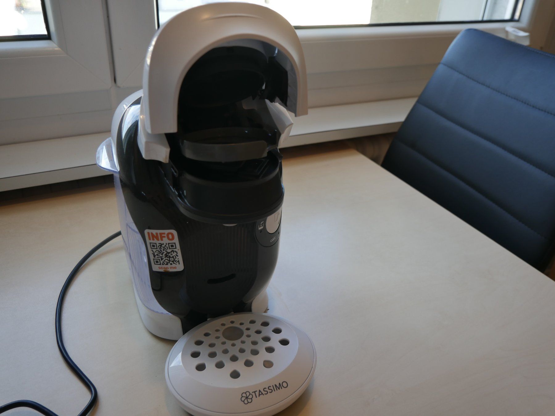 Bosch Macchine per caffè & Macchine per espresso: Neue Bosch Tassimo Kaffeemaschine, Weiss – Nuovo e nell'imballaggio originale da Stein AG venduto da Morgenrot56 6