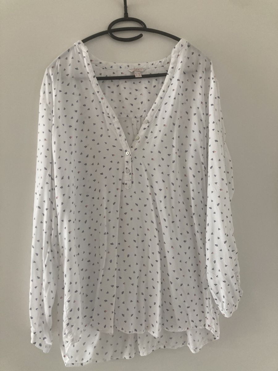 Esprit Chemisiers: Esprit Bluse Grösse 42 – D'occasion à Uster par bat_f22x