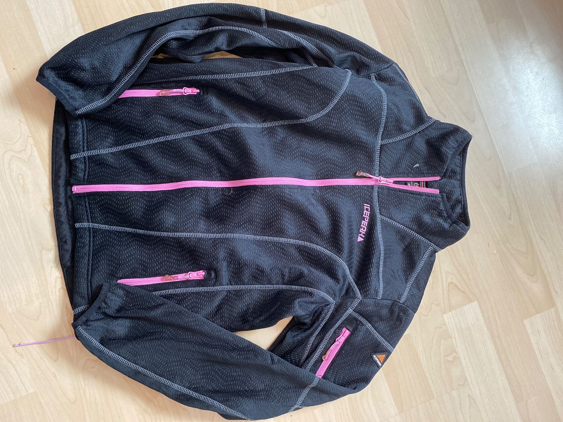 Jacken: Jacke – Gebraucht aus Malters von doris015